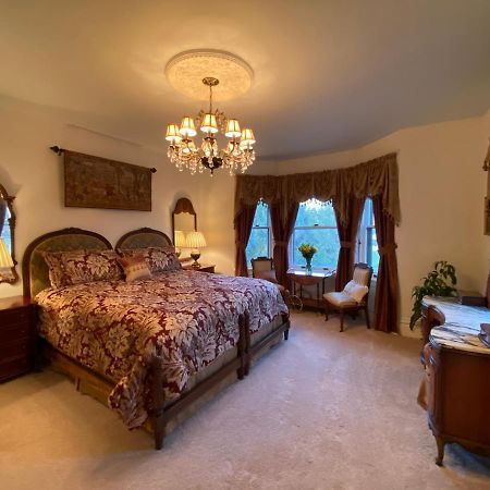 Breese Inn Εξωτερικό φωτογραφία