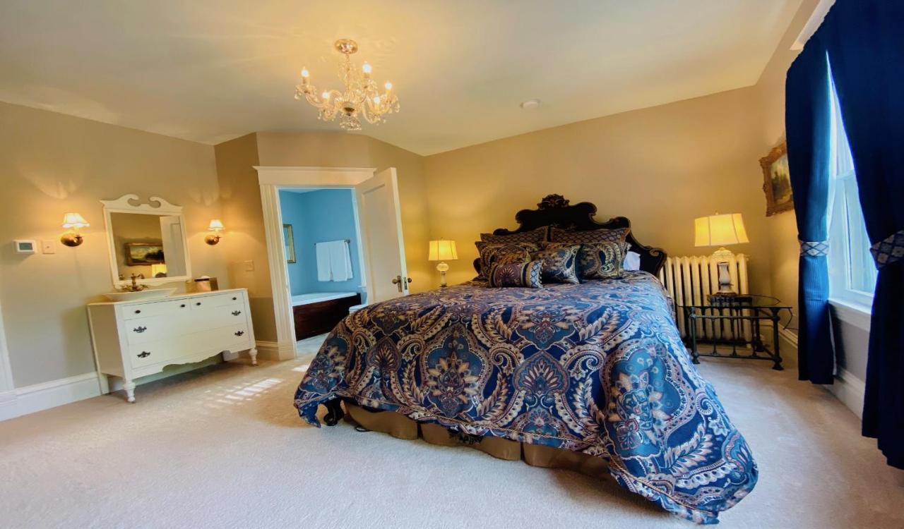 Breese Inn Εξωτερικό φωτογραφία